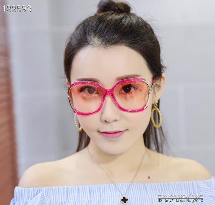 CHANEL香奈兒 VIP推薦 時尚百搭 女款太陽鏡  lly1160